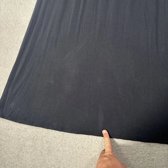 LL Bean Dress Womens Size S REG Black Sleeveless V Neck Midi Dress Rayon Spandex - Picture 12 of 16